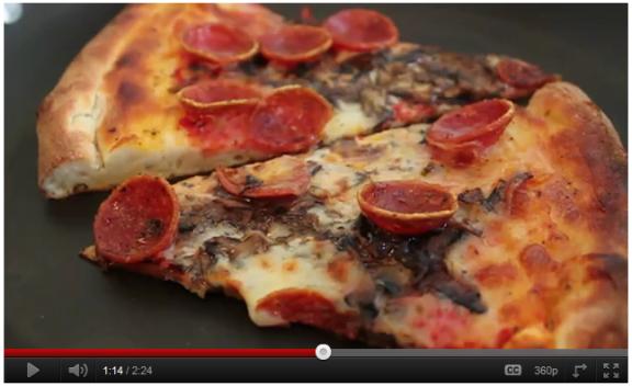 冷えたピザの超簡単かつ最適な復活方法教えます！