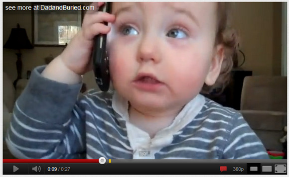 スマホ片手に もひもひー と電話マネッコする赤ちゃん動画が激カワなのら ロケットニュース24