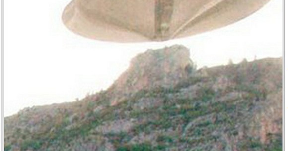 Ufo速報 トルコで激写された超巨大な衝撃ufo写真 ロケットニュース24