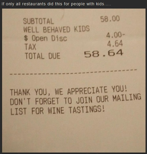 あるレストランのレシートに記載された「行儀の良い子ども割引」が大反響を呼ぶ