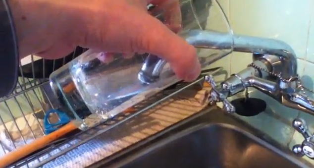 衝撃動画 ロシアの蛇口は水を飲む ロケットニュース24