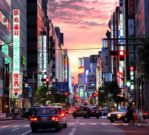 日本に住み日本を愛する外国人たちが嘆く「日本が最悪にイケてない10のこと」