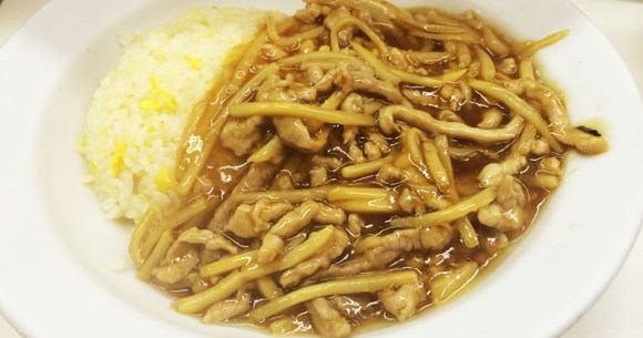 グルメ 渋谷のdj達が絶賛する味がこれだ 兆楽の ルースチャーハン ロケットニュース24