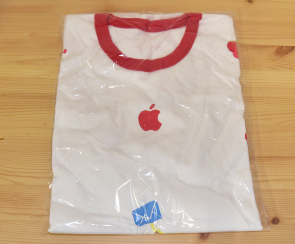 アップル ストア Apple Store Tシャツ 非売品 レア ノベルティ | 送料 