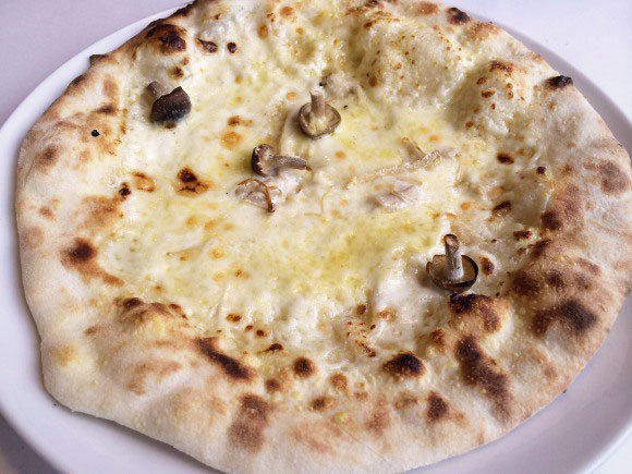 【ステーキけん井戸社長VSナポリ料理界の重鎮】人気イタリア料理食べ放題『ヴォーノ・イタリア』と『ピザハット・ナチュラル』どちらが美味しい!? 実際に食べ比べてみた