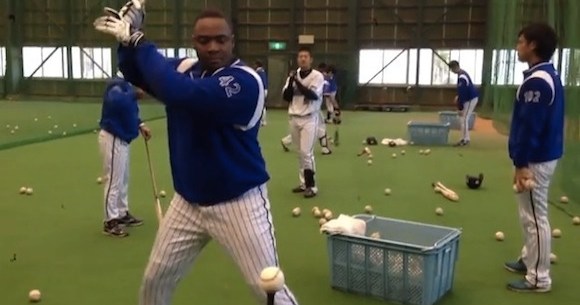 衝撃野球動画 トニ ブランコ選手の時速158キロのスイングが速すぎてヤバいと話題 ネットの声 バットで殴られたら死んでしまう 笑 ロケットニュース24