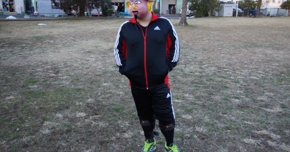 超跳ねるとウワサのアディダスのランニングシューズ Springblade を履いてプロレスラーが試合出場 飛び技が強力になって勝てるのか試してみた ロケットニュース24