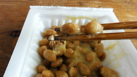 【切実】職場で納豆を食べる、通称「ナトハラ」がツラすぎる