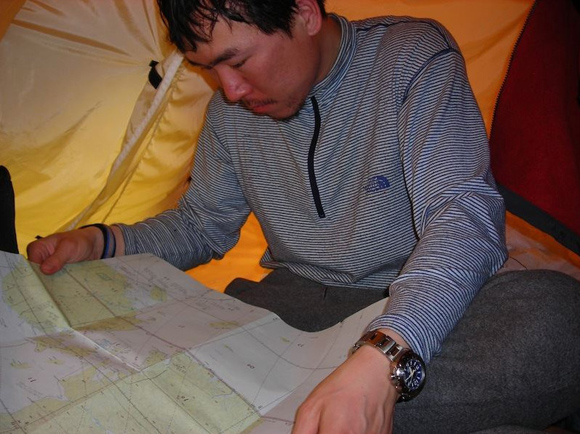 【北極冒険24日目】2日連続10km以上の距離をかせぐ / ここから先で南北方向にのびたリードに出会えるのか？