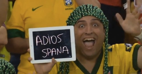 動画あり 早くも今大会の Mvp が決定 ブラジルw杯に登場した アディオスおじさん が世界中で大人気 ロケットニュース24
