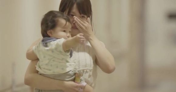 赤ちゃんの1歳はママの1歳 をテーマにした日本の宣伝動画に海外ユーザーが ボロ泣きした 妻が夫から一番聞きたい言葉 と感動の嵐に ロケットニュース24