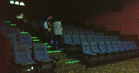 中国式バレンタイン破壊工作 今年もアツい 有志で映画館の奇数番号席を買い占めてラブラブカップルのデートを阻止 お金が余ったら福祉関係に寄付 ロケットニュース24