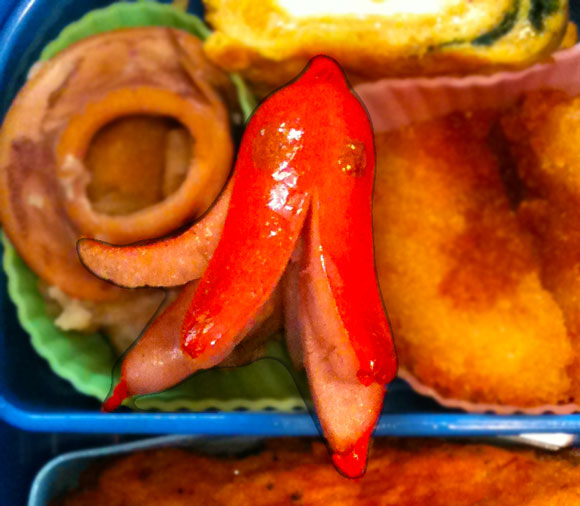 【衝撃事実】海外メディアが紹介した “日本式ホットドッグ” がどう見ても「タコさんウインナー」