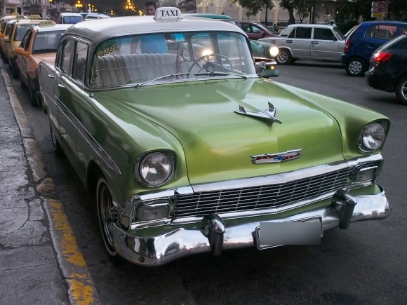 【車好き必見】キューバに行けば乗り放題！ クラシックカータクシーに乗ってみた