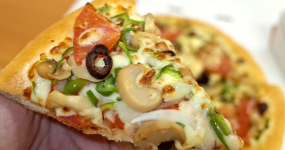最強ガッツリ系ピザ 具と具の男祭り ピザハット シュプリームシリーズ の具の密度がハンパない件 ピザ好きが食べたらアメリカレベルと判明 ロケットニュース24