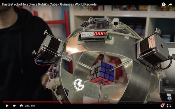 【動画あり】わずか0.887秒でルービックキューブを完成させるマシンがギネス記録に認定