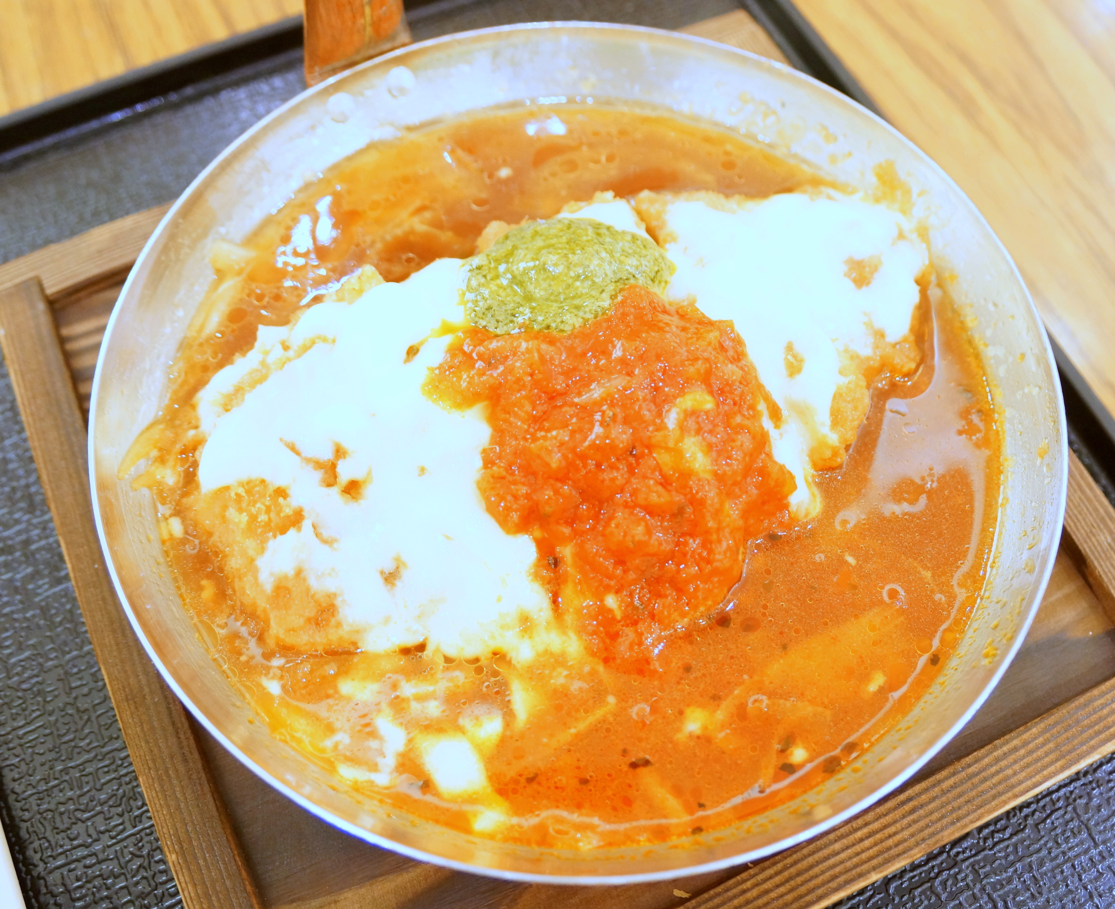 和食でおなじみ がんこ から初の丼専門店だとっ あまどん のイタリアンかつ丼を食べてみたよ ロケットニュース24