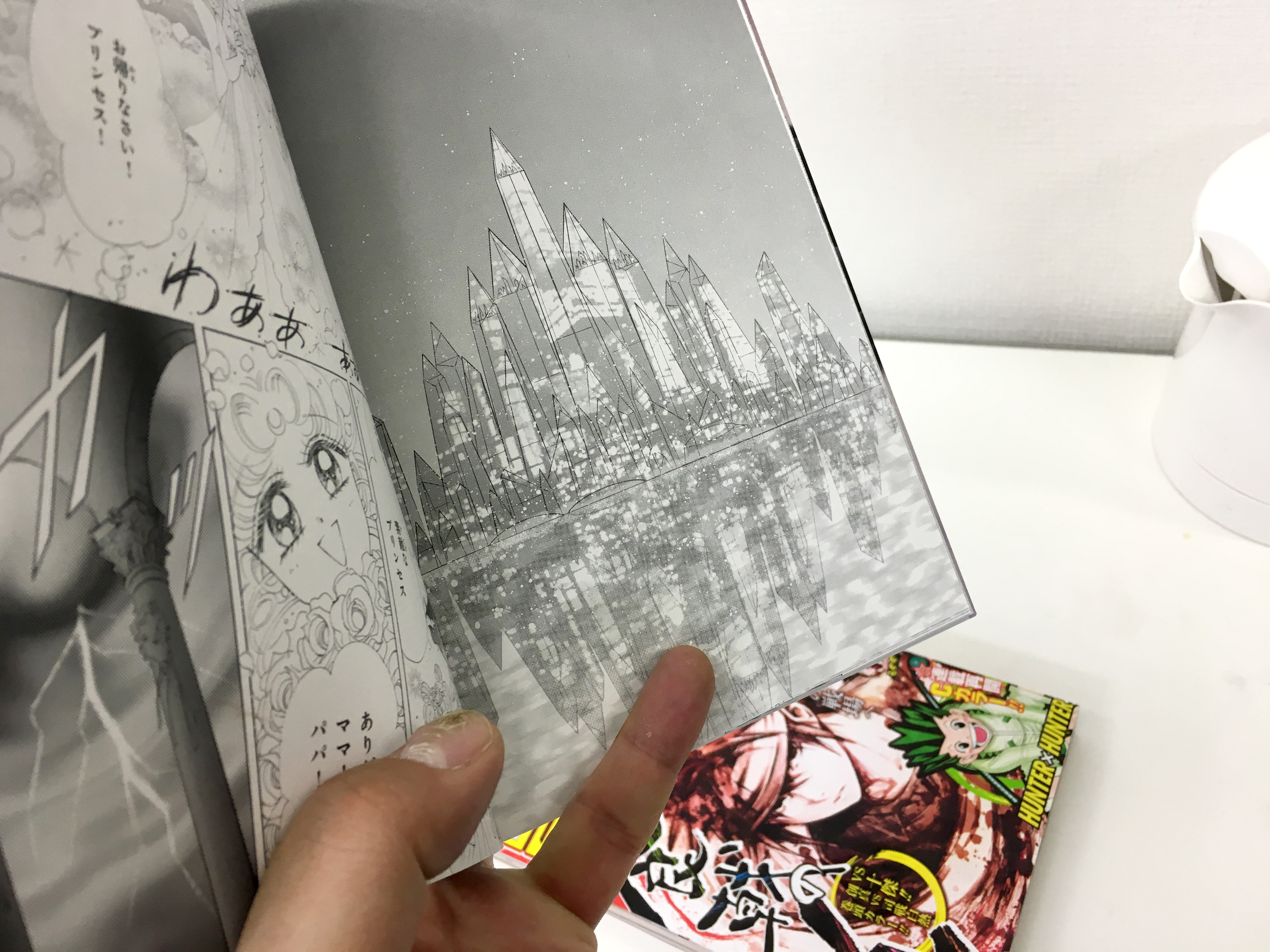 ガチ検証】連載再開した『ハンターハンター』の作画がきれいすぎて奥さんがペン入れしていると話題に → プロ漫画家に見比べてもらった結果 |  ロケットニュース24