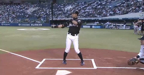 衝撃野球動画 次元を超えた完成度 イチロー選手のそっくり芸人 ニッチローさんが始球式で披露したモノマネが超激似 ロケットニュース24