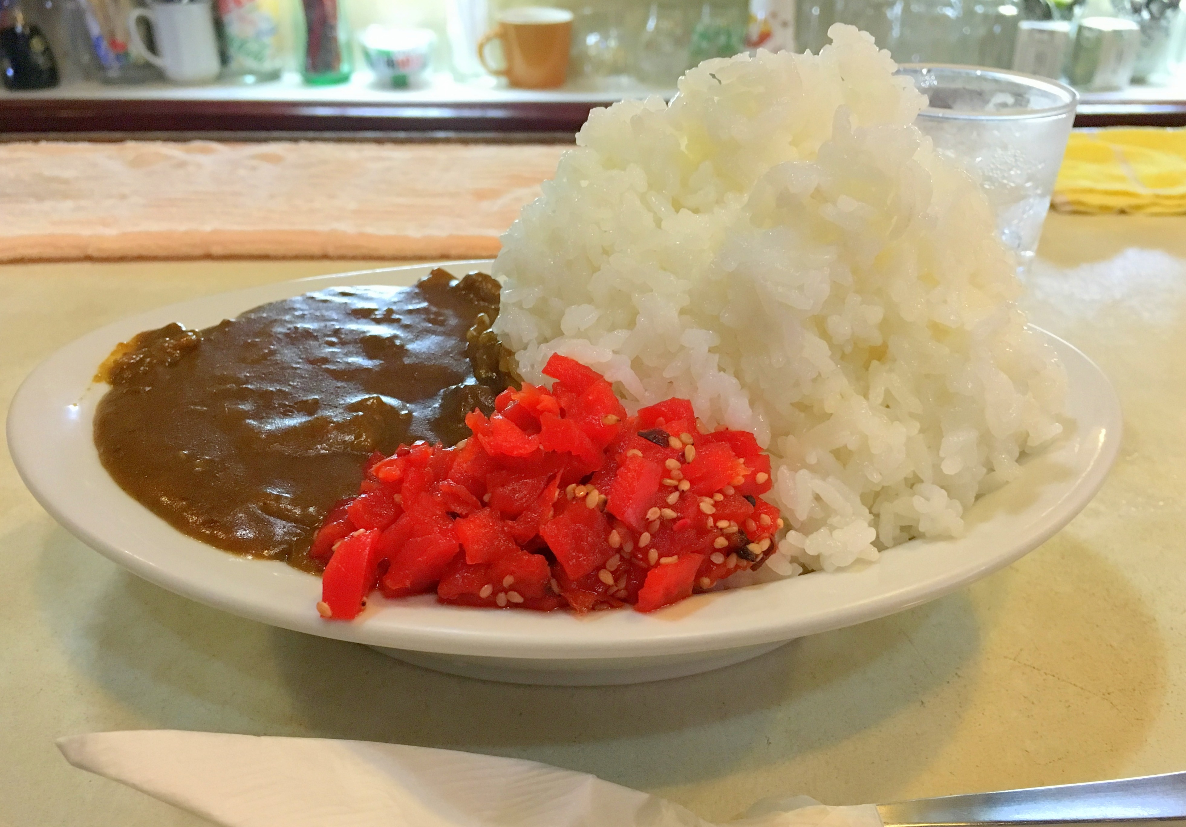 【コスパ最強】600円の並盛カレーが普通の店の超大盛サイズ！ 奈良県で思い切りカレーを食べたければ『喫茶 田川』に行くべし!! | ロケット ...