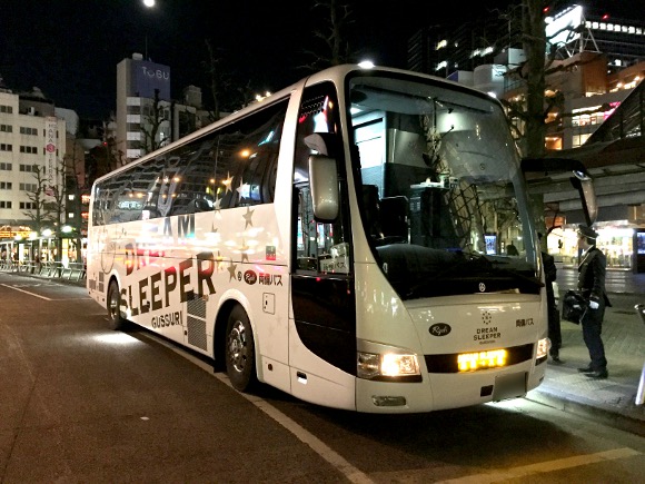 【検証】超ラグジュアリー夜行バス「ドリームスリーパー号」に乗ってみた → 片道2万円！ 新幹線のグリーン車以上の価値はあるのか？
