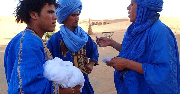 サハラ砂漠のラクダ使いに1日密着してわかったこと チャンスがあれば観光客をナンパ 世界中の言葉を使いこなす など ロケットニュース24