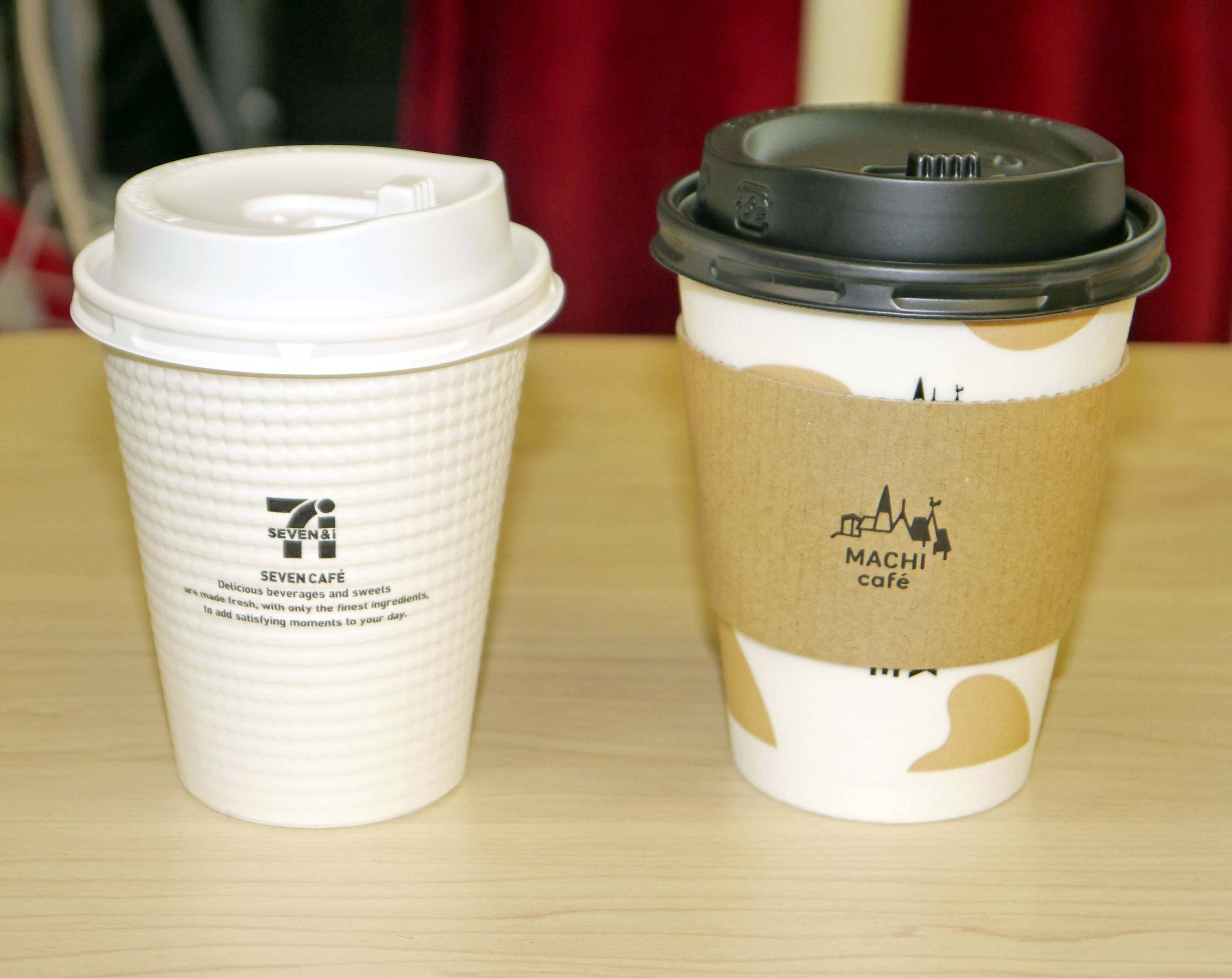 ローソンのホットミルク と セブンイレブンのコーヒー を合わせると激ウマ スタバも真っ青のカフェオレ完成 ロケットニュース24