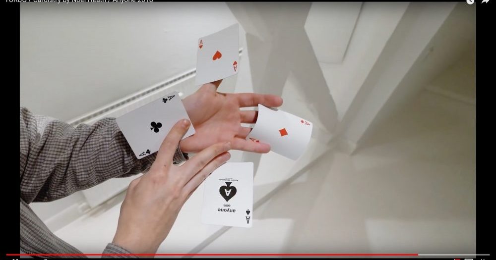 カードが生きているかのように動く 種も仕掛けもない曲芸技 カーディストリー がスゴい ロケットニュース24