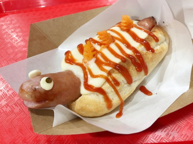 Twitterで話題！「シン・ゴジラ第2形態ホットドッグ」を食べてみた!! あまりの可愛さに巨災対が編成されず、日本終了の可能性あり