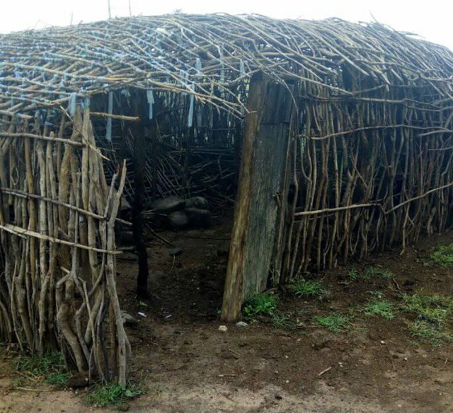 マサイの村で「新築一戸建て」を買う時の価格と注意点 / マサイ通信：162回