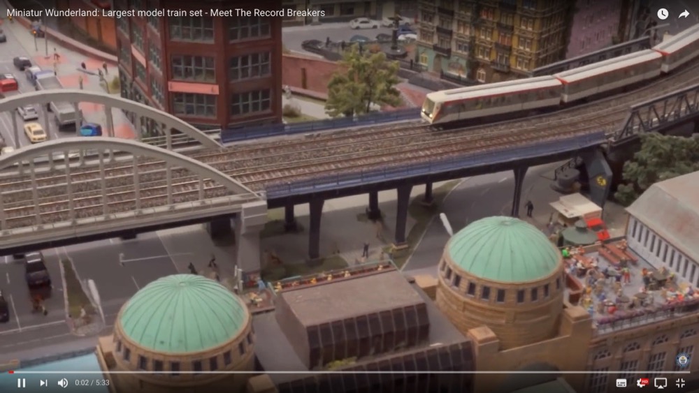 鉄道ファン必見】27億円の「世界一巨大な鉄道模型」がリアルすぎ