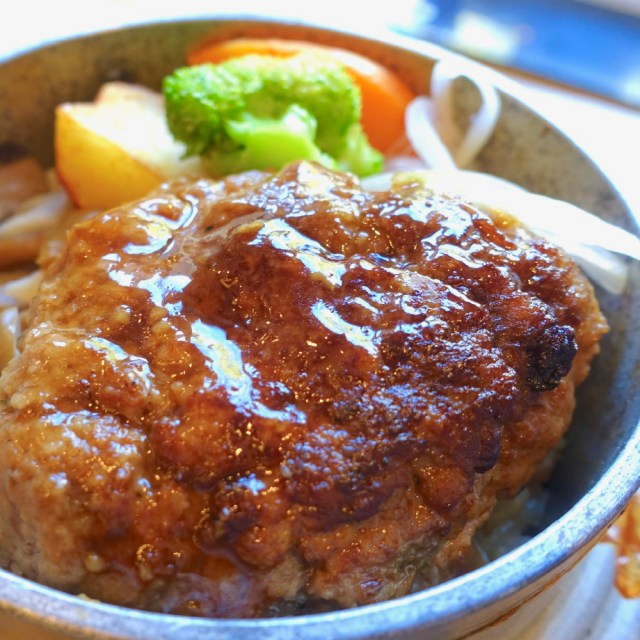 道産牛を使った『ハンバーグ釜めし』が激ウマ！ 北海道で人気の釜飯屋といえばココ!! 恵庭市「釜飯 いちえ」