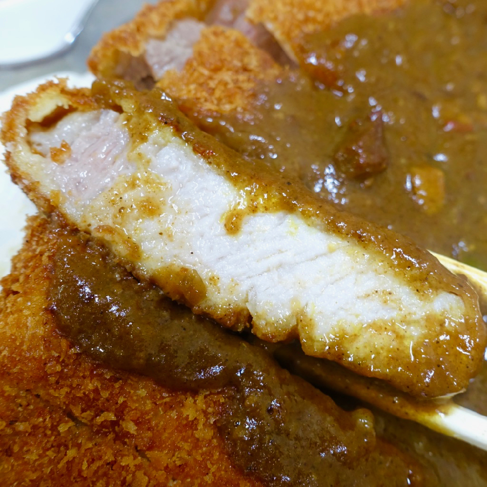 ラーメン屋なのに カツカレー が激ウマ 札幌市東区 らーめん優月 の肉厚トンカツ 旨みたっぷりのカレーが最高 北海道ラーメン探訪 ロケットニュース24