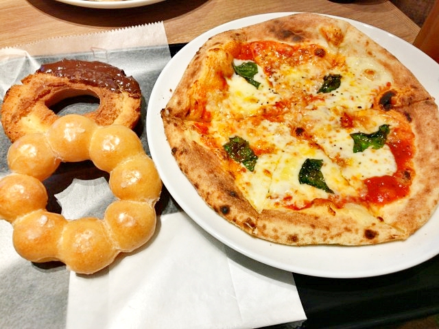 常識 池袋には ナポリの窯 のピザを食べられるミスドがある 東京では1店舗のみ ロケットニュース24