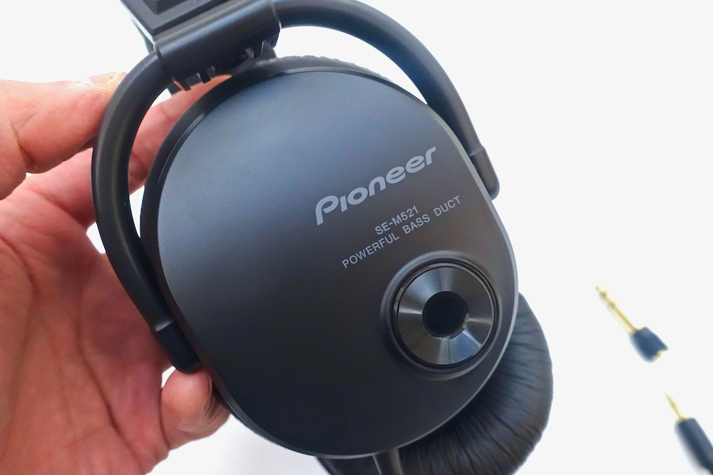 1400円以下】高コスパで話題の有線ヘッドホン「Pioneer SE-M521」を