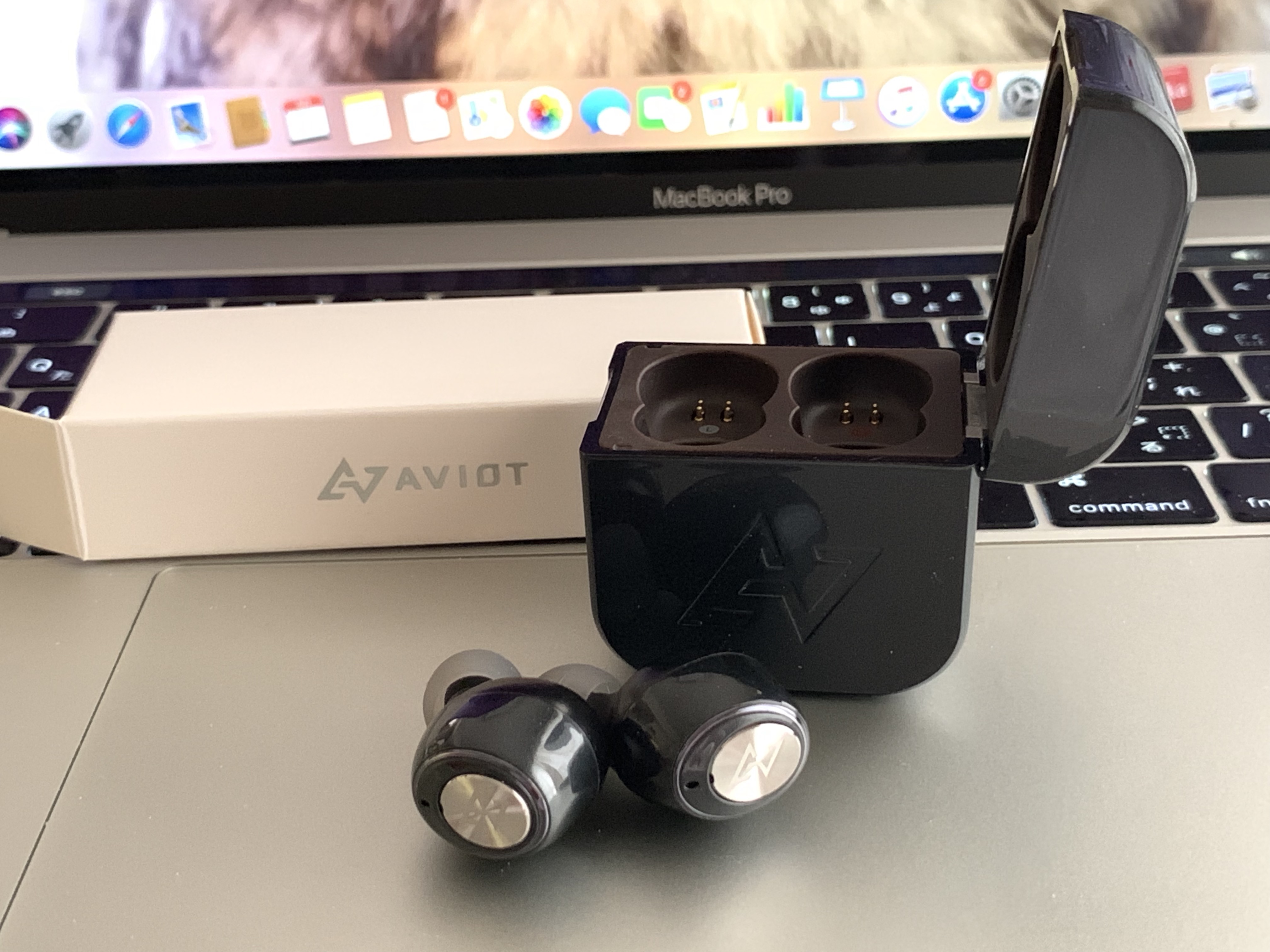 トップ aviot te-d01g bluetooth イヤホン 接続