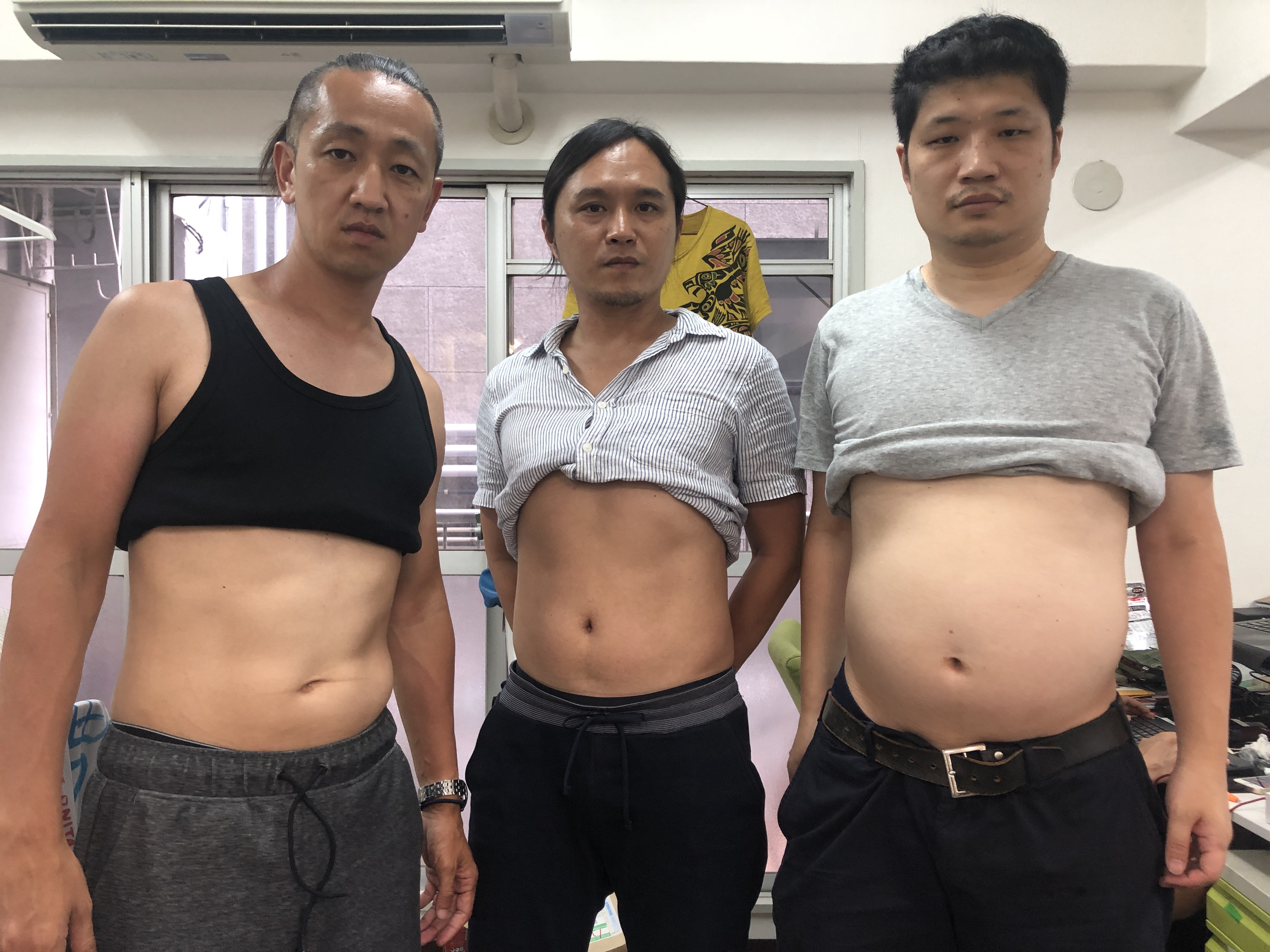 грудь у китайских мужчин фото 102