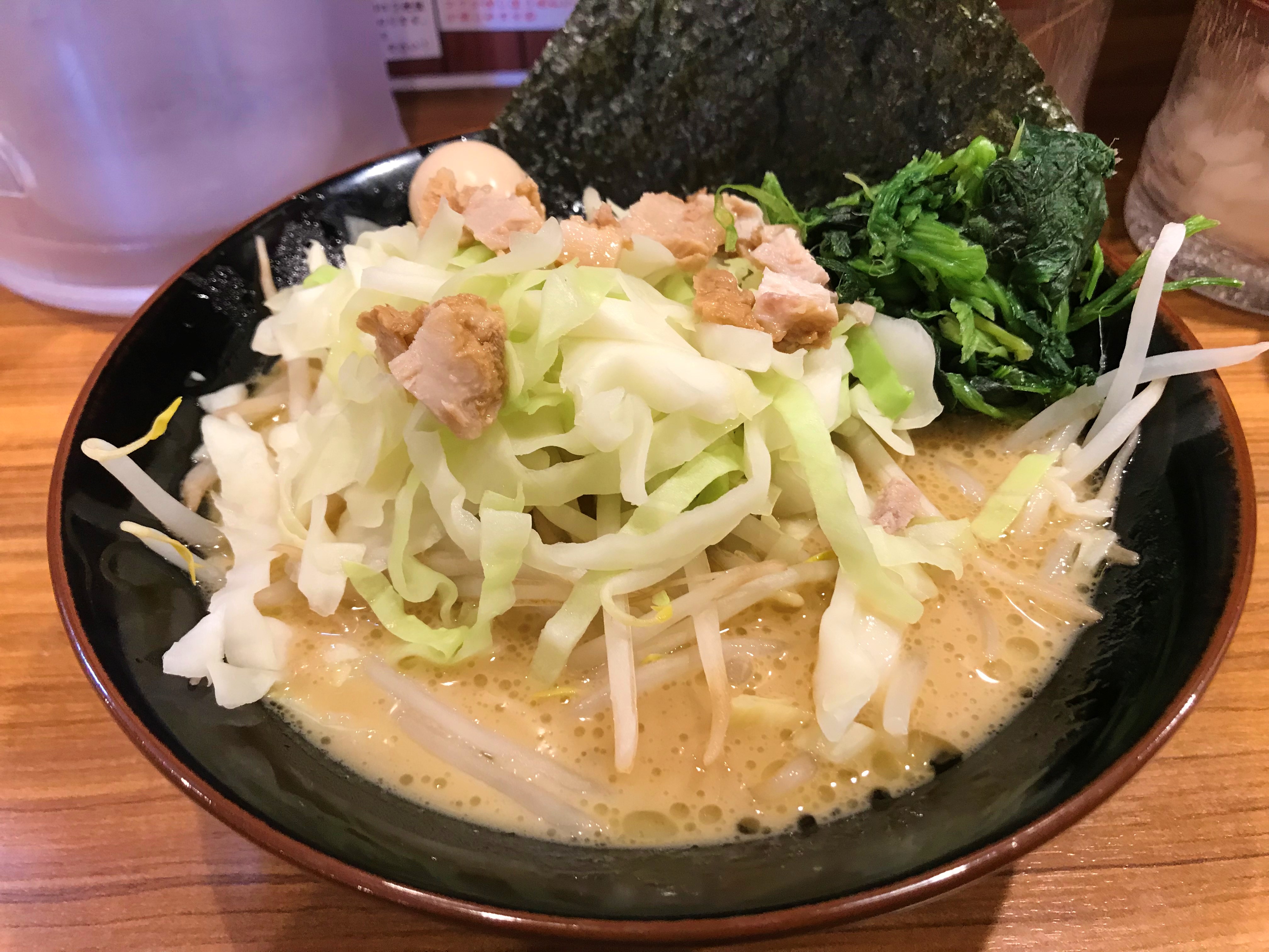 【糖質制限】家系ラーメン『壱角家』の “麺なし・野菜大盛りメニュー” を食べてみた / 完全栄養食に魔改造したら失敗