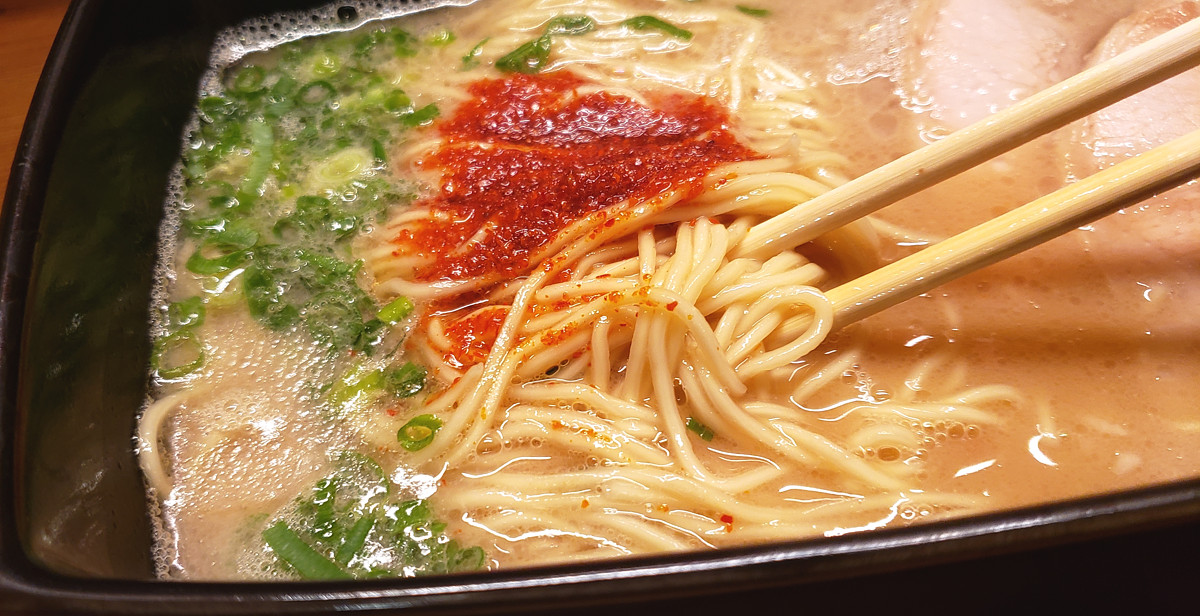 高級仕様】「銀座一蘭」の “重箱ラーメン” のこだわりっぷりに屈服させ