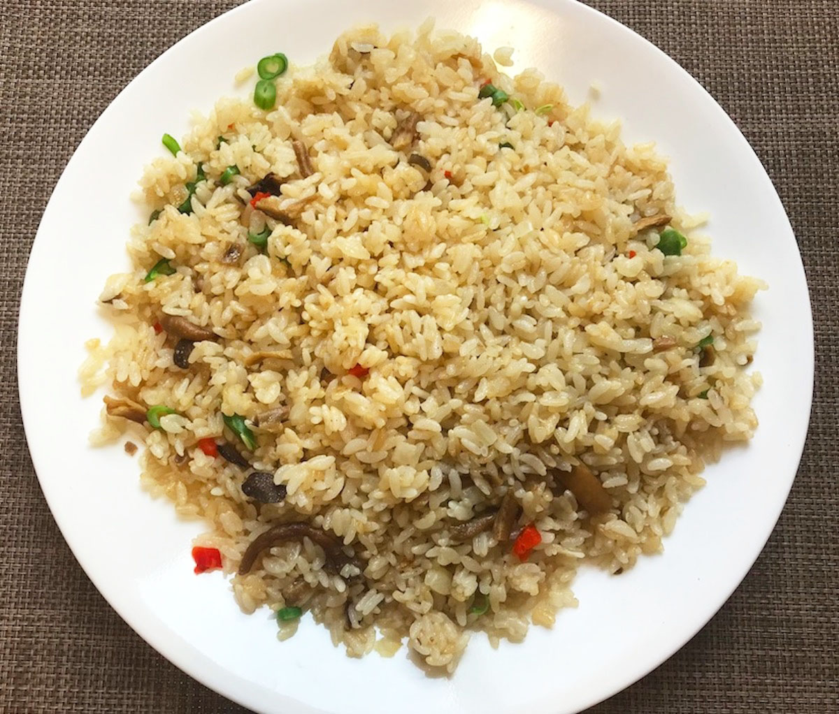 食欲の秋 冷食の季節メニュー トリュフ香る3種のきのこのバターピラフ を食べてみた 右肩上がりの業界に納得 ロケットニュース24