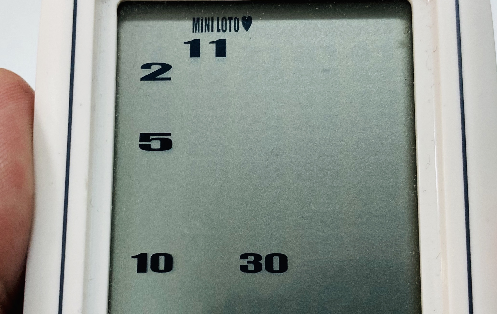 結果あり【ミニロト予想】ミオちゃんのズバリ！ 電子ルーレット式ミニロト予想 / 第1055回は「02」「05」「10