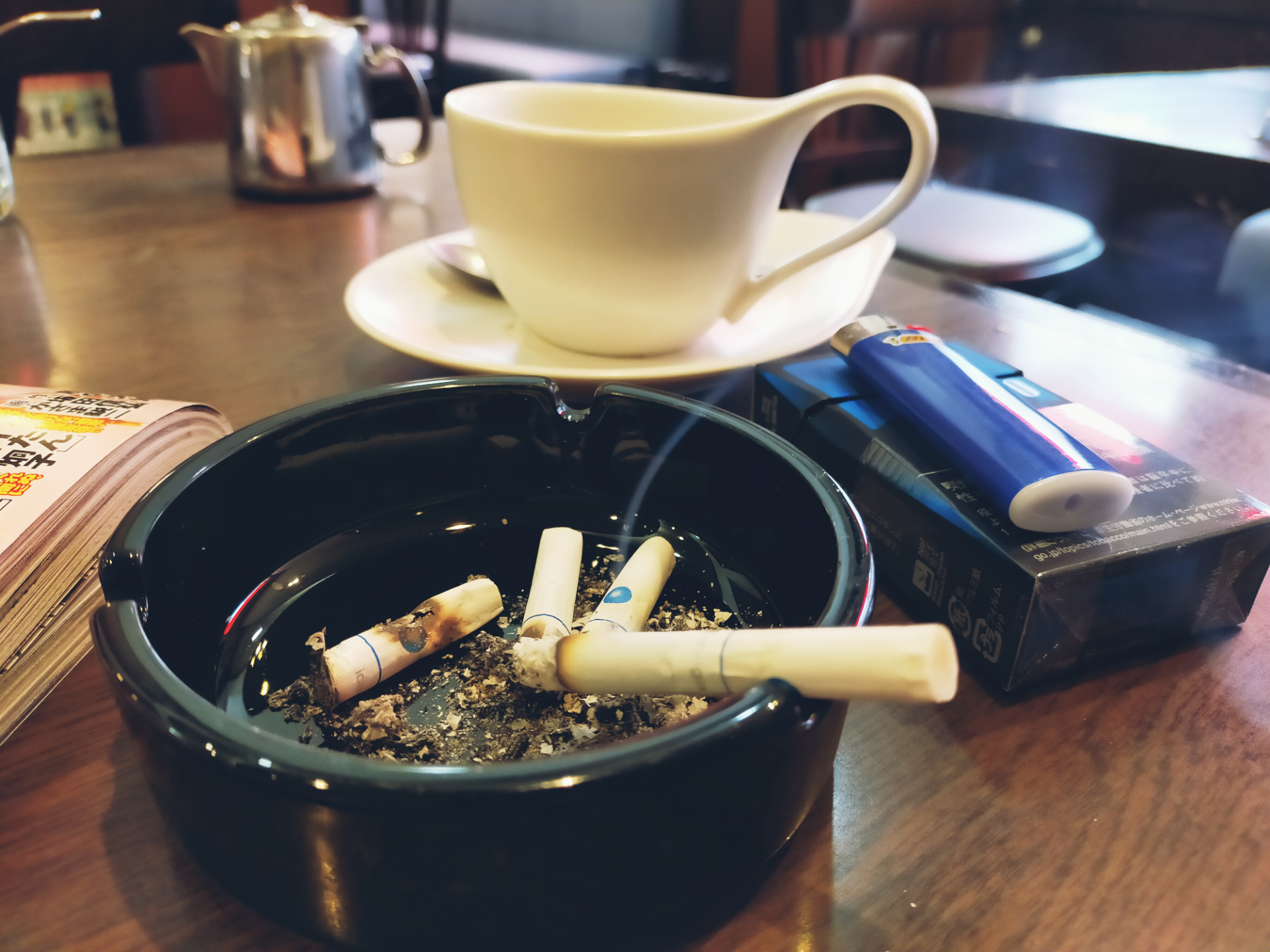 郷愁コラム 4月から屋内は原則禁煙に 時代と共に消えゆく 喫茶 タバコ文化 の素晴らしさを改めて振り返ろう ロケットニュース24