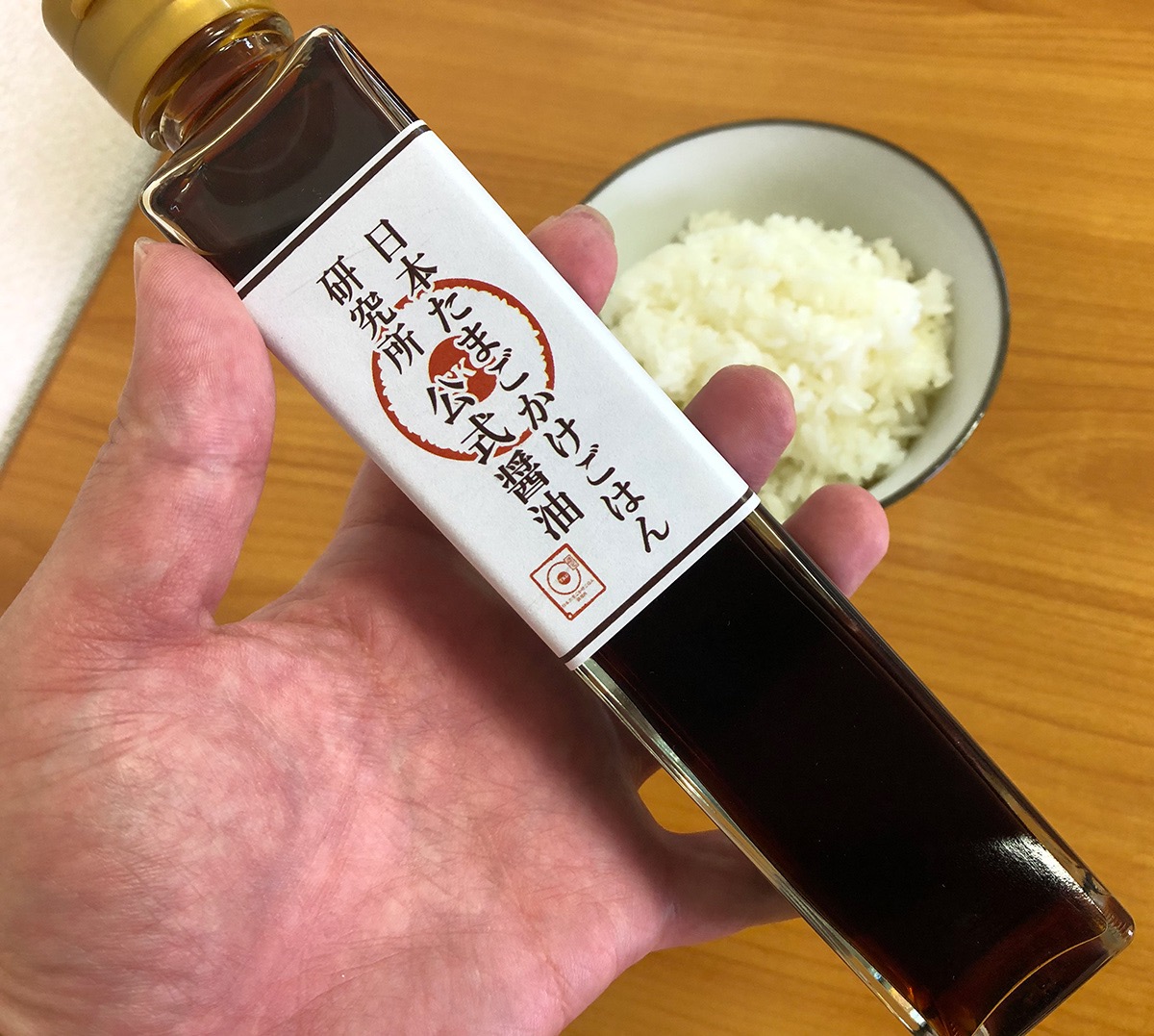 【TKGのベスト醤油決定戦】紀ノ国屋で「不動の人気」だという『トリュフ醤油』 VS たまごかけごはん研究所が「世界で