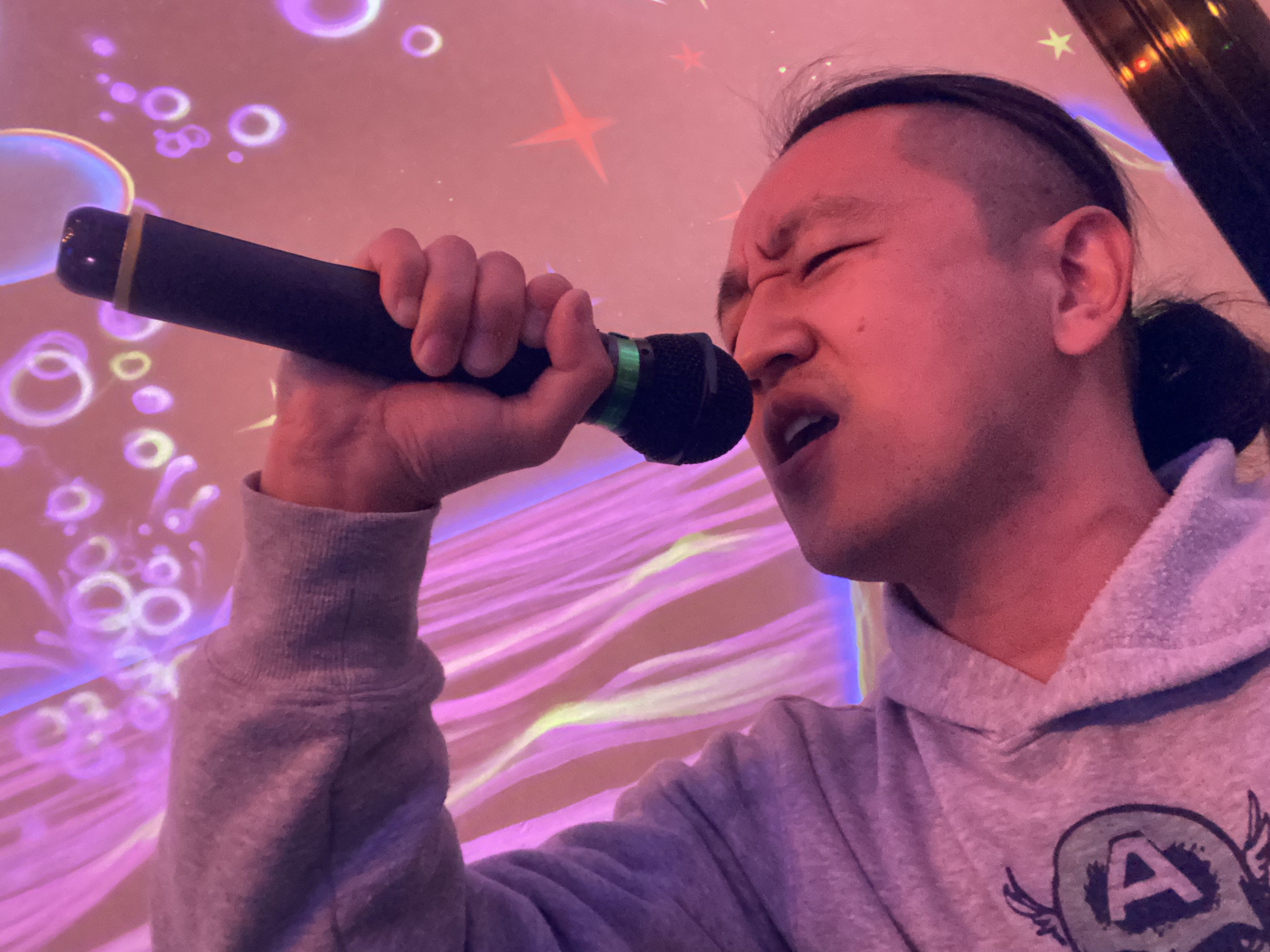 コロナで潰すな】久々の「1人カラオケ」が最高だったからみんなも行