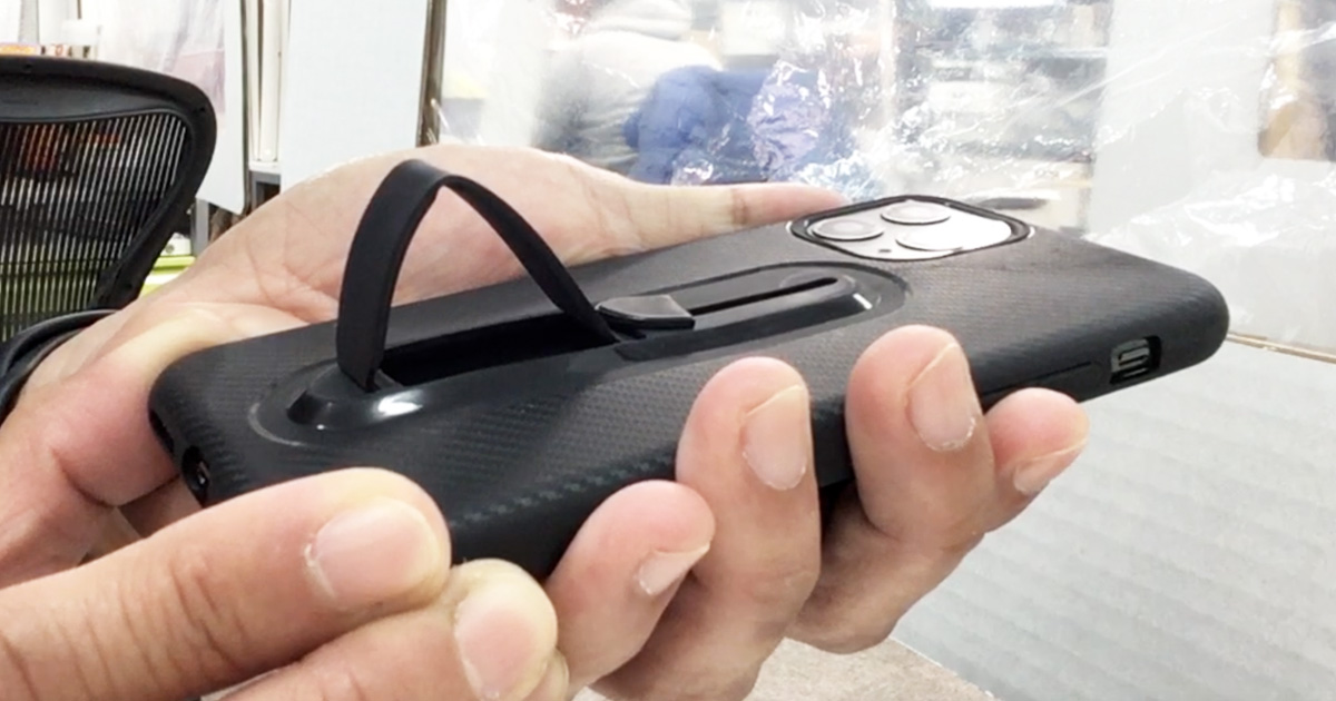 100均検証 よくばり多機能3in1 収納式の落下防止リングとスタンド付きの耐衝撃 Iphoneケースが100円で売ってたよ ロケットニュース24