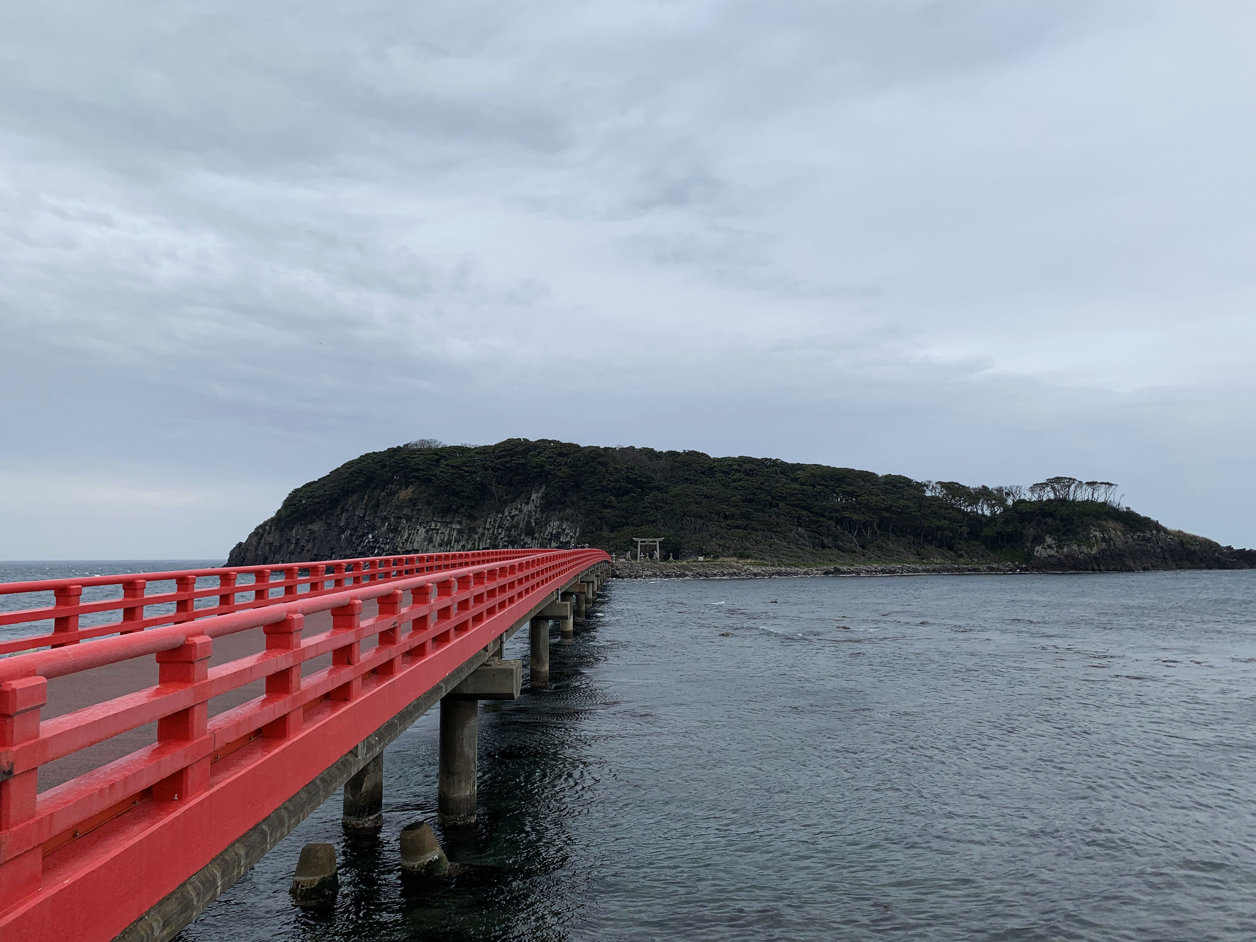 【心霊検証】「絶対引き返してはいけない」と言われる雄島橋でムーンウォークしてみた結果…… ロケットニュース24