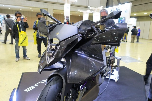【ポルシェ2台買える】東京モーターサイクルショー会場で最高額のバイクを発見 / オーナーが寛大すぎて笑った