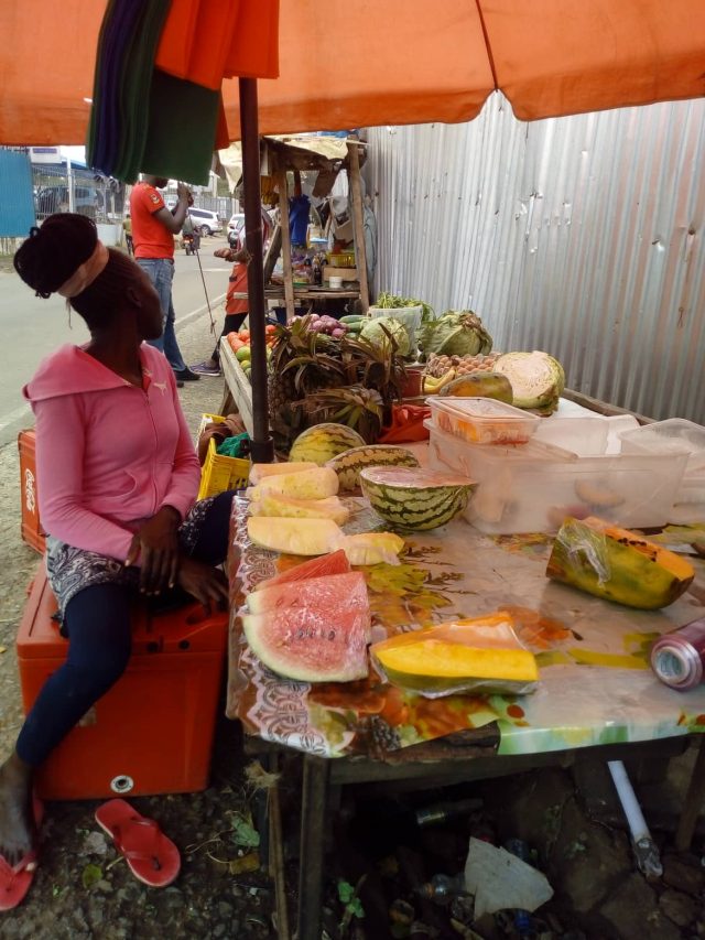【栄養抜群・美容にも◎】ケニアのポテト評論家がコンディション維持のために食べる果物とは？ カンバ通信：第157回