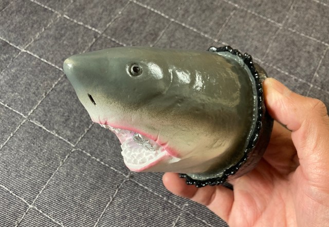 再販ご予約限定送料無料] プラ板 おっきい口のサメ
