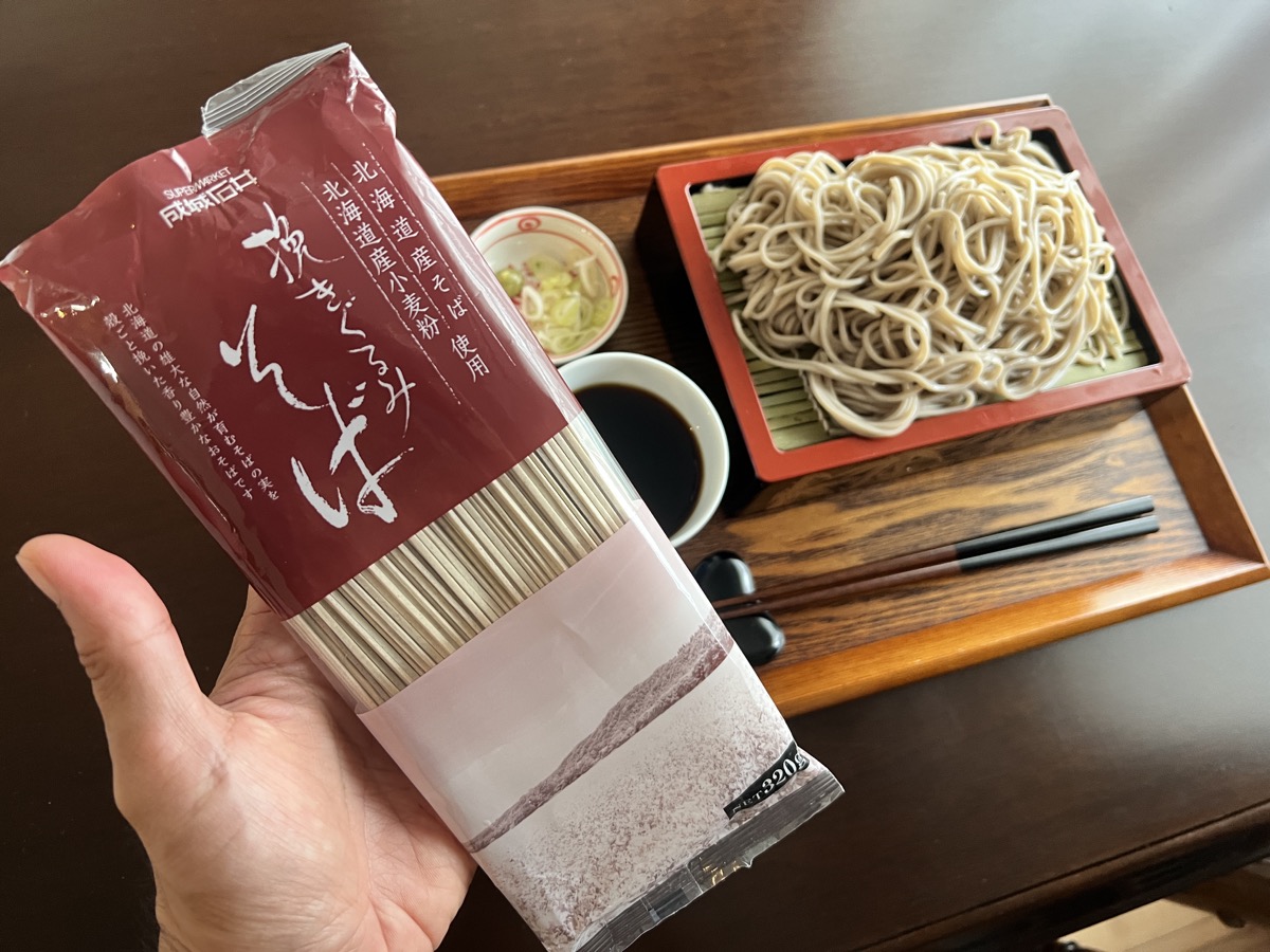 久々に大当たりキターーーッ 家そば放浪記 第14束 成城石井で買った 成城石井オリジナル 新得物産 挽きぐるみそば 税込513円 1人前128円 ロケットニュース24